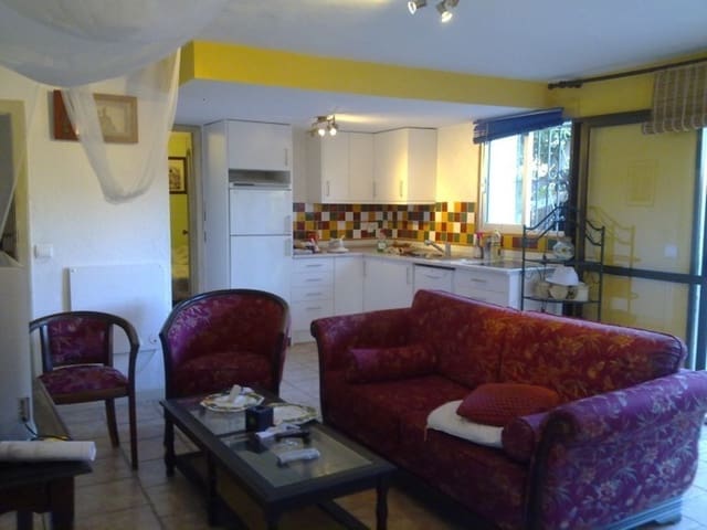 Chalet de 7 habitaciones en Nueva Andalucia, Marbella en venta con piscina garaje - 1.900.000 € (Ref: 6333072)