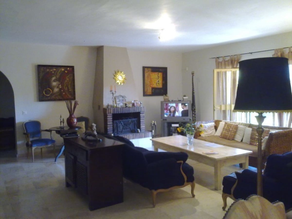 Chalet de 7 habitaciones en Nueva Andalucia en venta con piscina garaje - 1.900.000 € (Ref: 6333072)