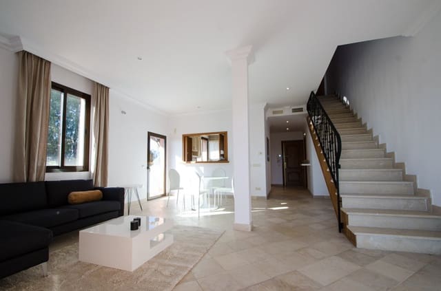 2 soverom Penthouse til salgs i Cancelada, Estepona med svømmebasseng garasje - € 525 000 (Ref: 7008336)