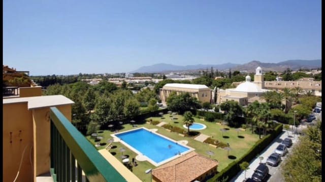 3 bedroom Penthouse for sale in San Pedro de Alcantara, Marbella with pool garage - € 1,100,000 (Ref: 7112606)
