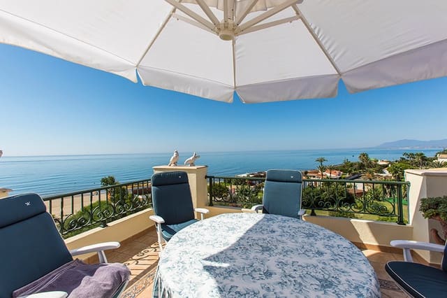 3 camera da letto Attico in vendita in Marbella con piscina - 2.100.000 € (Rif: 7353976)