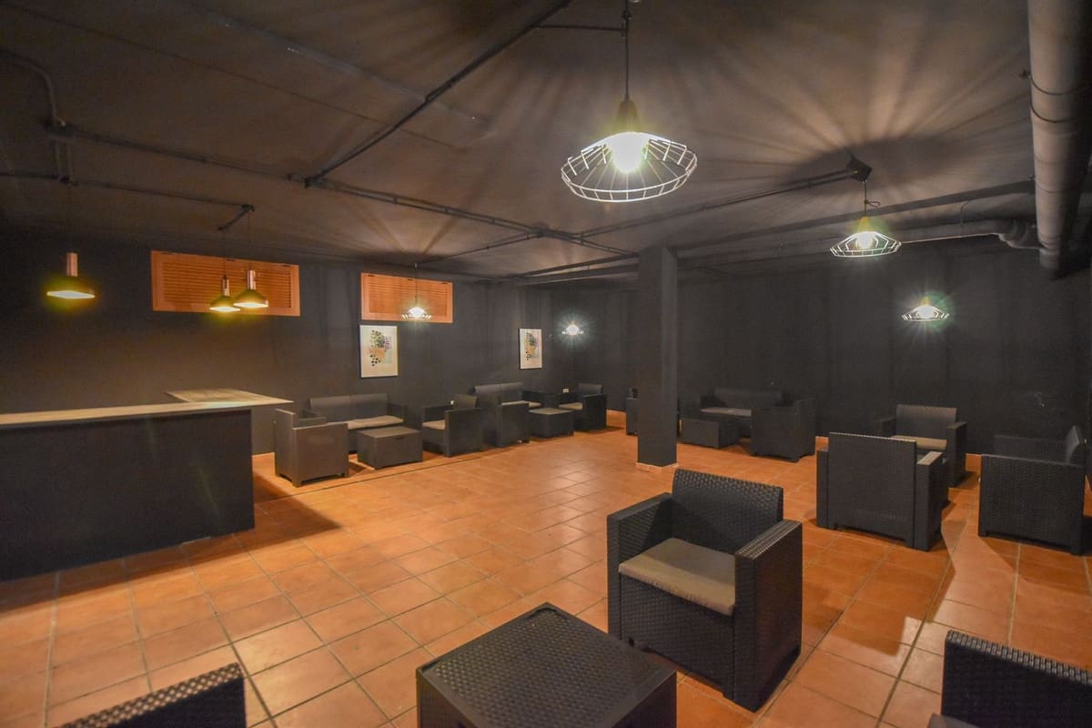 5 soveværelse Byhus til salg i Marbella med swimmingpool garage - € 1.700.000 (Ref: 7461438)