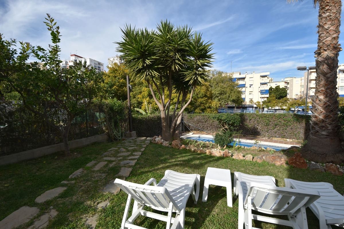 5 soveværelse Byhus til salg i Marbella med swimmingpool garage - € 1.700.000 (Ref: 7461438)