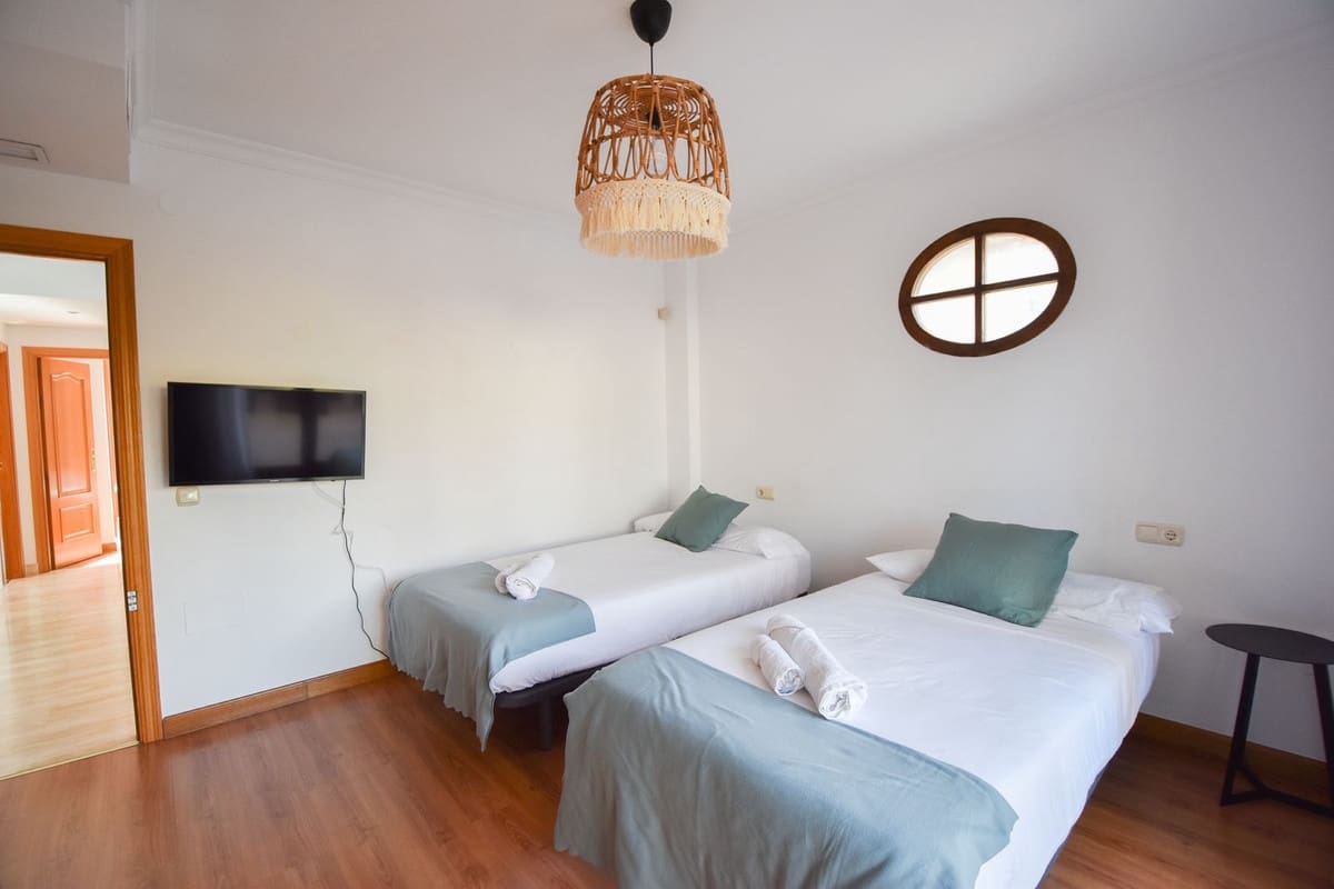 5 soveværelse Byhus til salg i Marbella med swimmingpool garage - € 1.700.000 (Ref: 7461438)