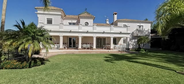 5 Zimmer Villa zu verkaufen in Estepona mit Pool Garage - 2.100.000 € (Ref: 7563209)