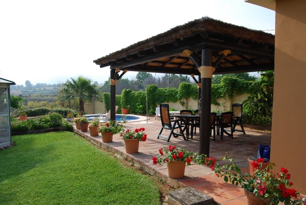 4 soveværelse Villa til salg i Alhaurin de la Torre med garage - € 950.000 (Ref: 7711493)