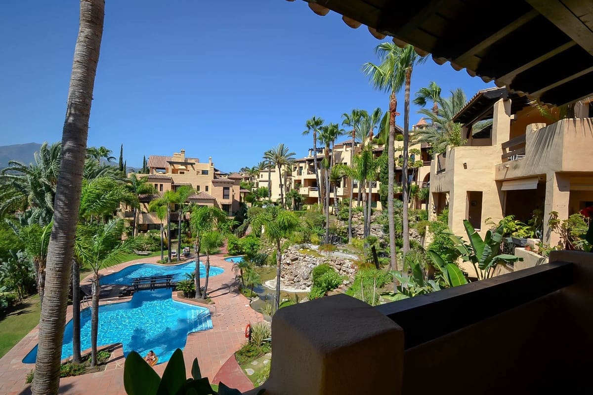 3 soveværelse Penthouse til salg i La Atalaya med swimmingpool garage - € 800.000 (Ref: 7729861)