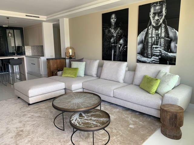 Apartamento de 2 habitaciones en Benahavís en venta con piscina garaje - 575.000 € (Ref: 7816194)