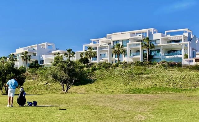 2 bedroom Apartment for sale in Benahavís with pool garage - € 575,000 (Ref: 7816194)
