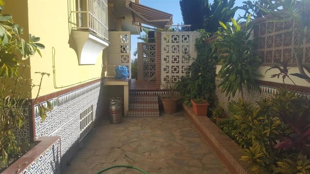 6 camera da letto Villa in vendita in Mijas Costa, Mijas con piscina garage - 850.000 € (Rif: 8017928)