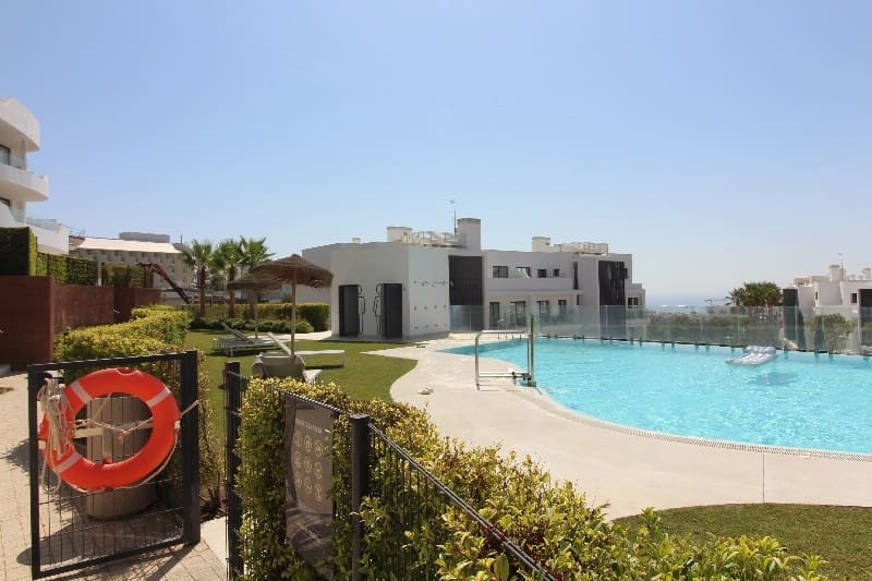 2 Zimmer Apartment zu verkaufen in Fuengirola mit Pool Garage - 525.000 € (Ref: 8073107)