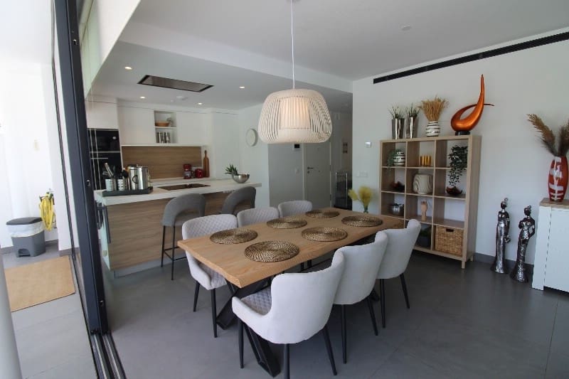 2 Zimmer Apartment zu verkaufen in Fuengirola mit Pool Garage - 525.000 € (Ref: 8073107)