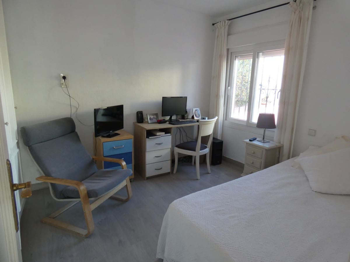 5 soverom Villa til salgs i San Pedro de Alcantara - € 950 000 (Ref: 8079612)