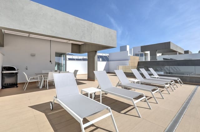3 bedroom Penthouse for sale in Nueva Andalucia, Marbella with pool garage - € 1,195,000 (Ref: 8122931)