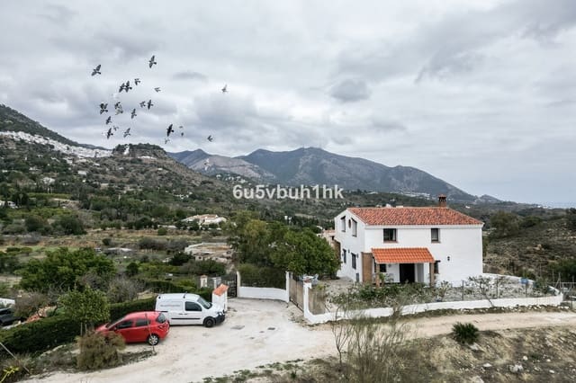 4 quarto Moradia para venda em Mijas com piscina garagem - 550 000 € (Ref: 8125087)