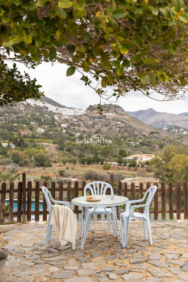 4 soveværelse Villa til salg i Mijas med swimmingpool garage - € 550.000 (Ref: 8125087)