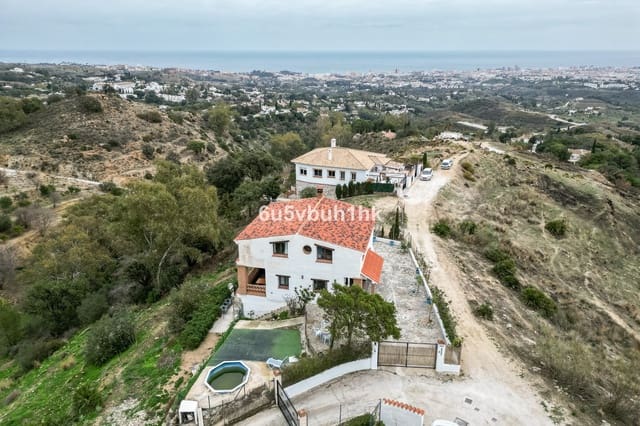 4 quarto Moradia para venda em Mijas com piscina garagem - 550 000 € (Ref: 8125087)