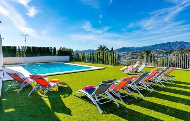 5 soveværelse Villa til salg i Mijas Costa, Mijas med swimmingpool garage - € 1.579.000 (Ref: 8127016)