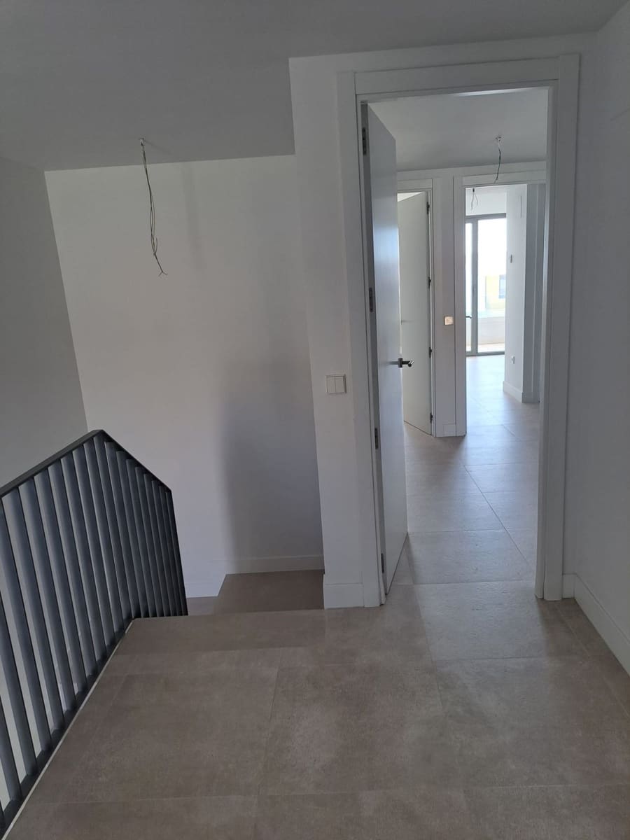 3 soverom Hus til salgs i Mijas Costa med svømmebasseng - € 880 000 (Ref: 8167754)