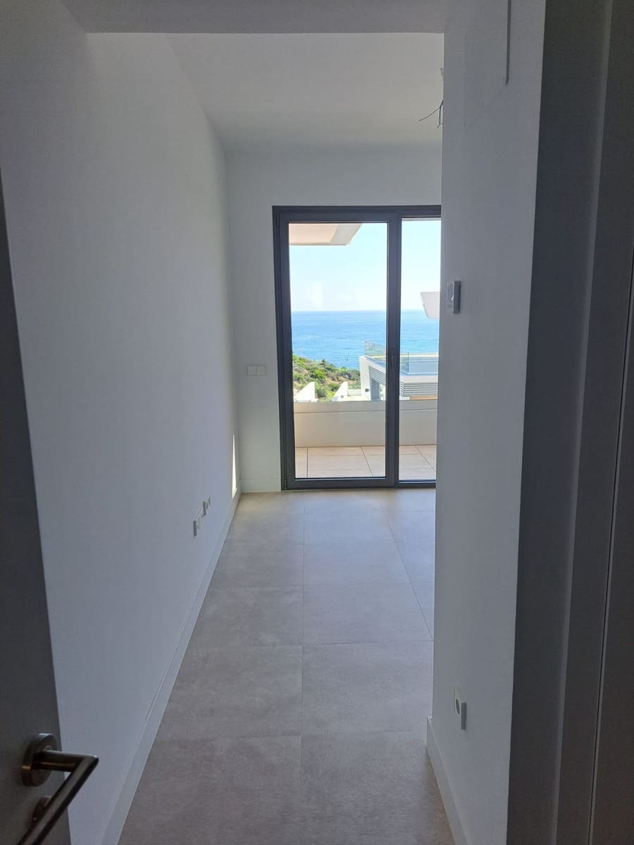 3 soverom Hus til salgs i Mijas Costa med svømmebasseng - € 880 000 (Ref: 8167754)