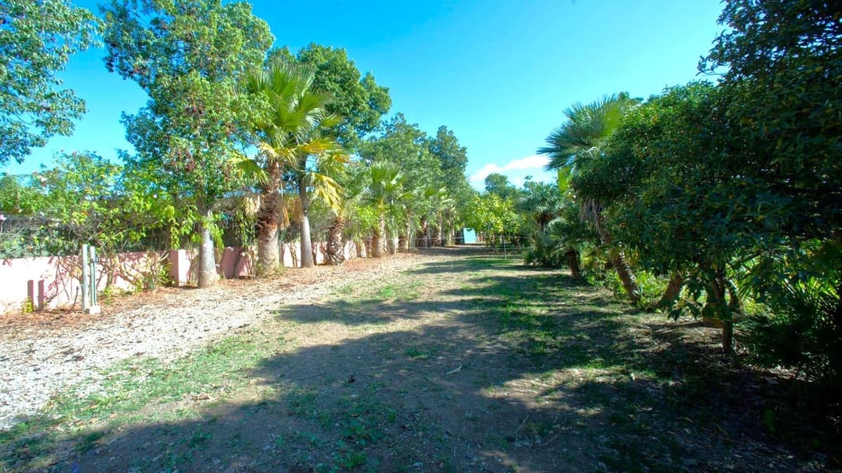 3 sovrum Finca/Hus på landet till salu i Estepona med pool garage - 875 000 € (Ref: 8189821)