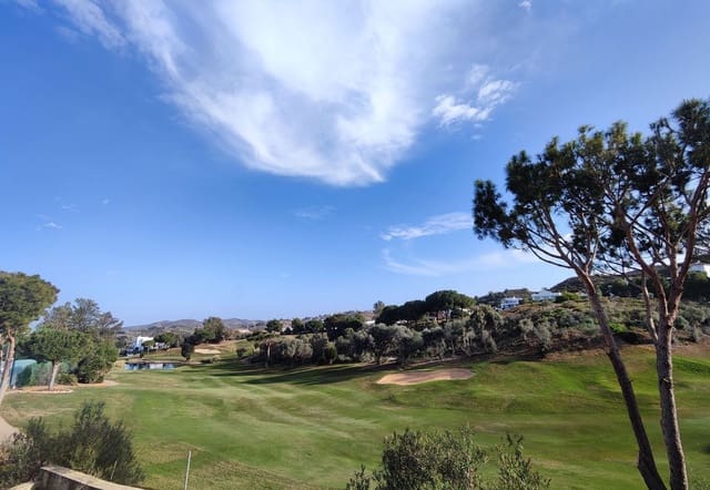 5 soverom Villa til salgs i Mijas Golf, Mijas med svømmebasseng garasje - € 638 000 (Ref: 8234225)