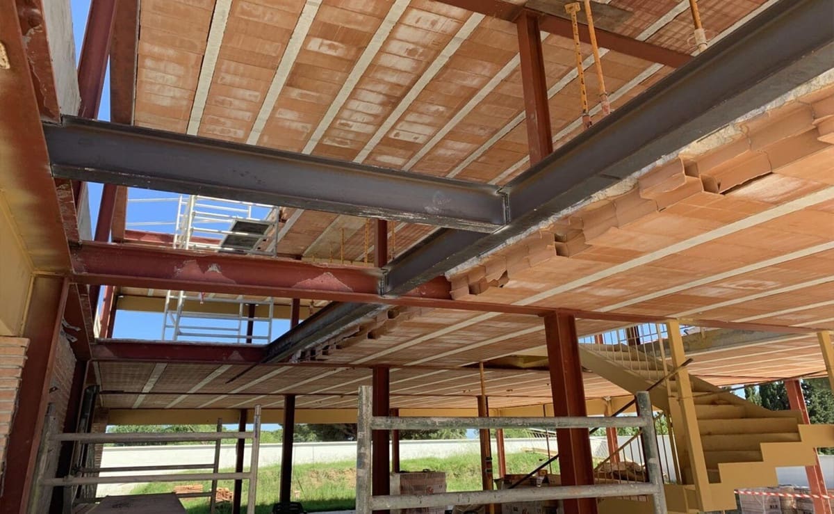 4 soveværelse Villa til salg i Costabella med swimmingpool garage - € 2.500.000 (Ref: 8286124)