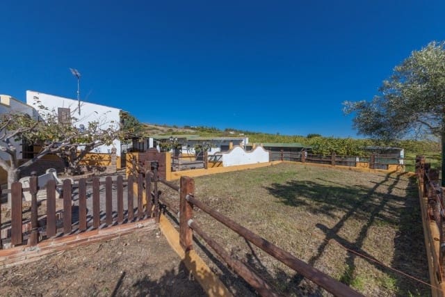 3 quarto Moradia para venda em El Padron com piscina garagem - 720 000 € (Ref: 8293550)