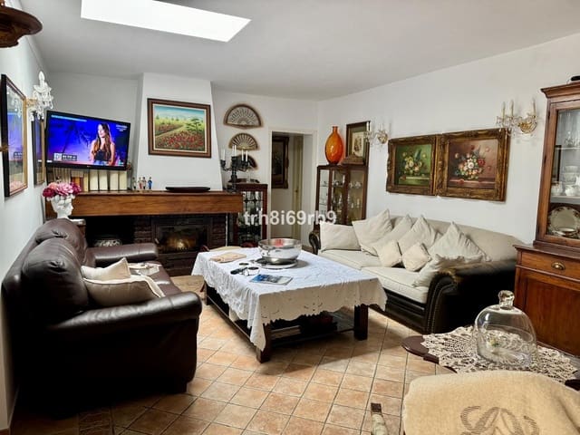 4 soverom Villa til salgs i La Atalaya, Villanueva de Algaidas med svømmebasseng garasje - € 1 350 000 (Ref: 8319346)