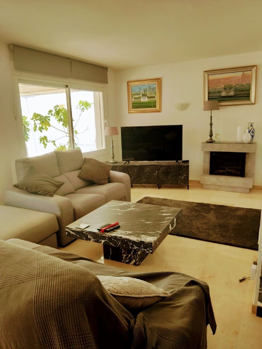 2 soverom Leilighet til salgs i Guadalmina med svømmebasseng - € 540 000 (Ref: 8353458)