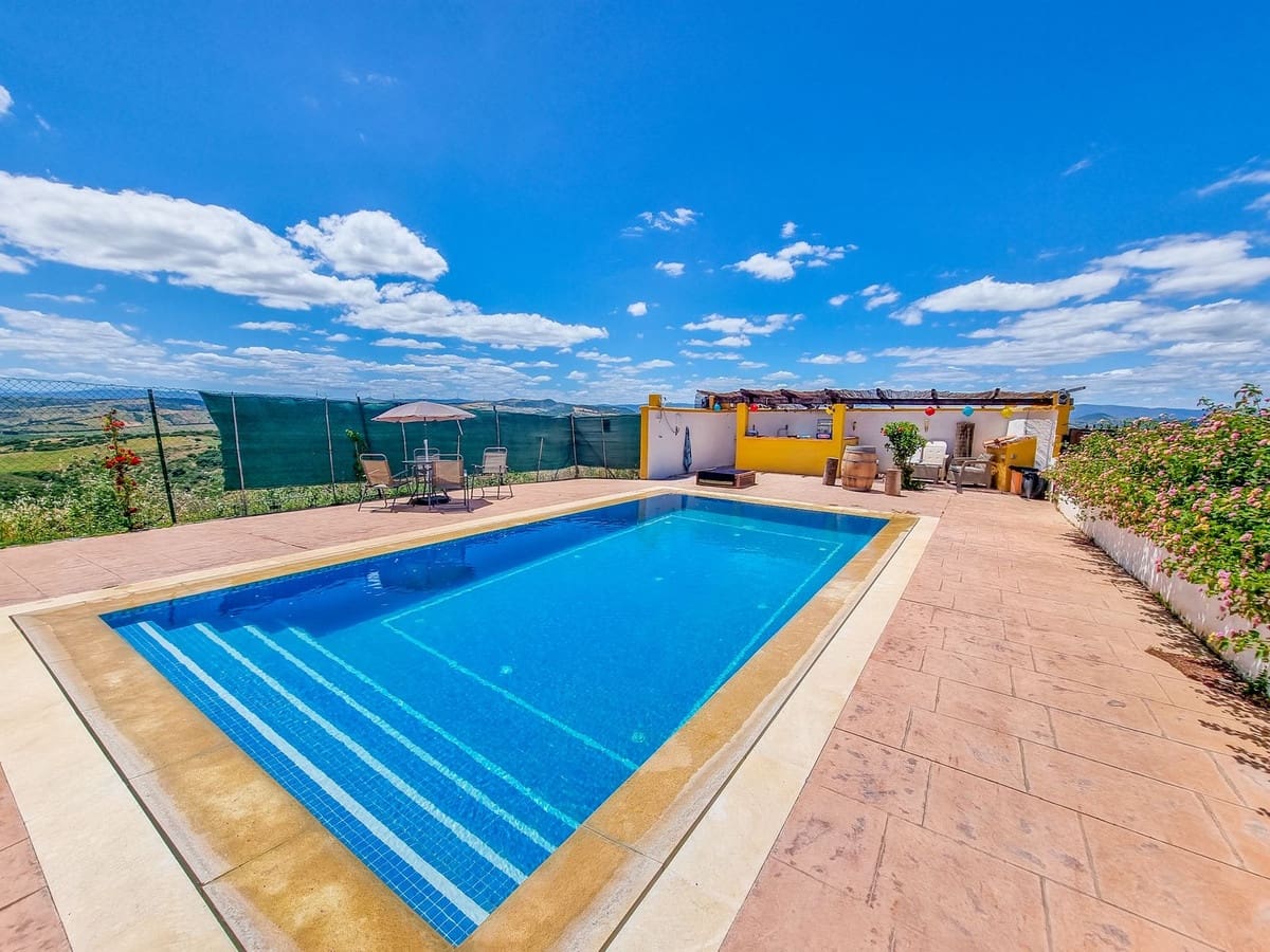 3 chambre Finca/Maison de Campagne à vendre à Casares avec piscine - 640 000 € (Ref: 8375103)