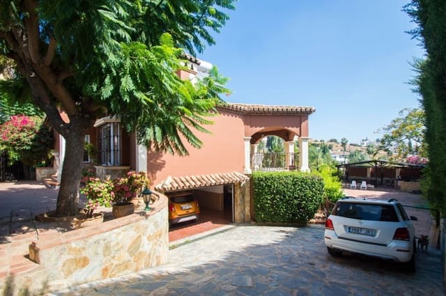 4 soveværelse Villa til salg i Campo Mijas, Mijas med swimmingpool garage - € 900.000 (Ref: 8379489)