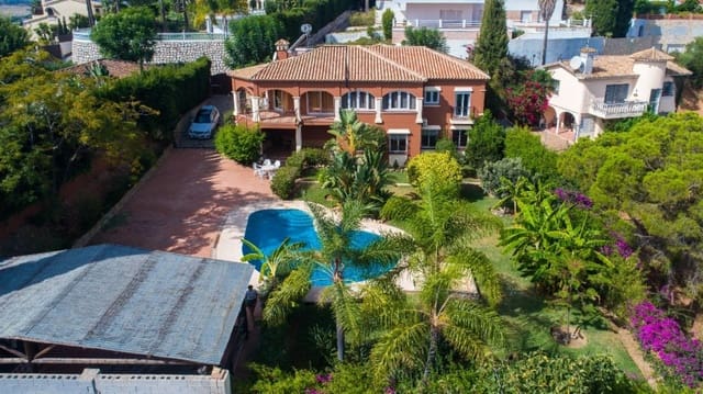 4 soveværelse Villa til salg i Campo Mijas, Mijas med swimmingpool garage - € 900.000 (Ref: 8379489)