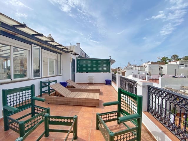 7 makuuhuone Omakotitalo myytävänä paikassa Marbella - 1 200 000 € (Ref: 8411991)