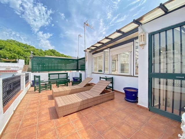 7 makuuhuone Omakotitalo myytävänä paikassa Marbella - 1 200 000 € (Ref: 8411991)