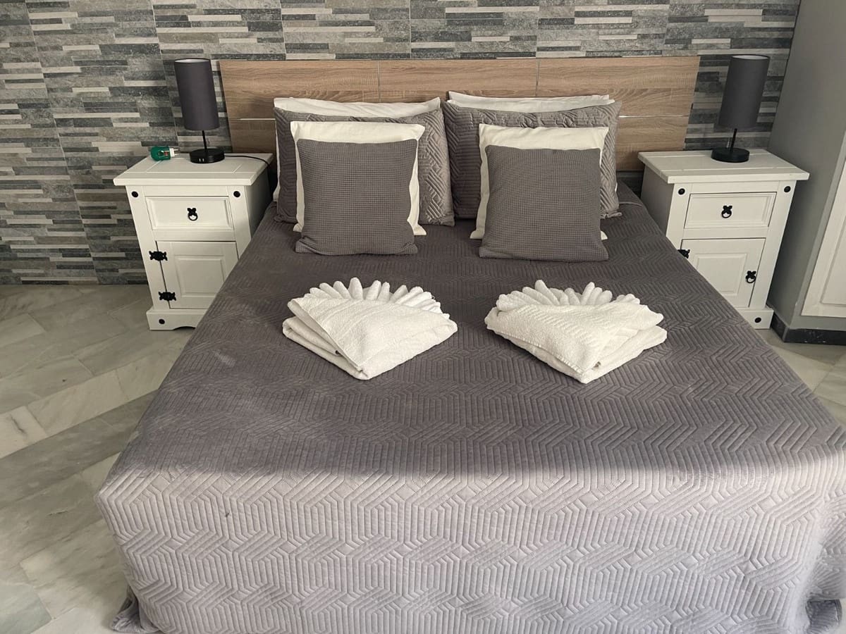 6 soveværelse Villa til salg i El Faro med swimmingpool - € 895.000 (Ref: 8420235)