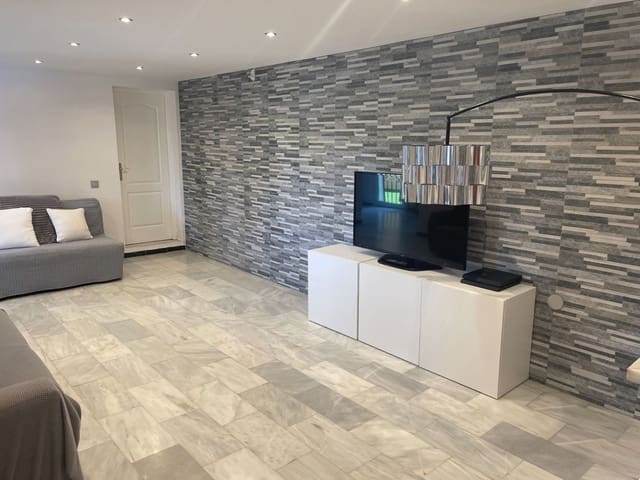 6 soveværelse Villa til salg i El Faro, Mijas med swimmingpool - € 895.000 (Ref: 8420235)