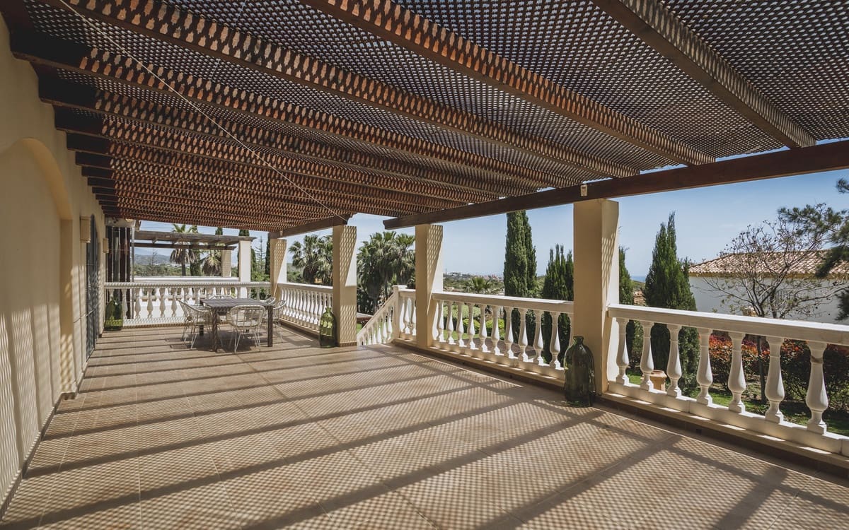 7 quarto Moradia para venda em Estepona com piscina garagem - 2 900 000 € (Ref: 8428086)