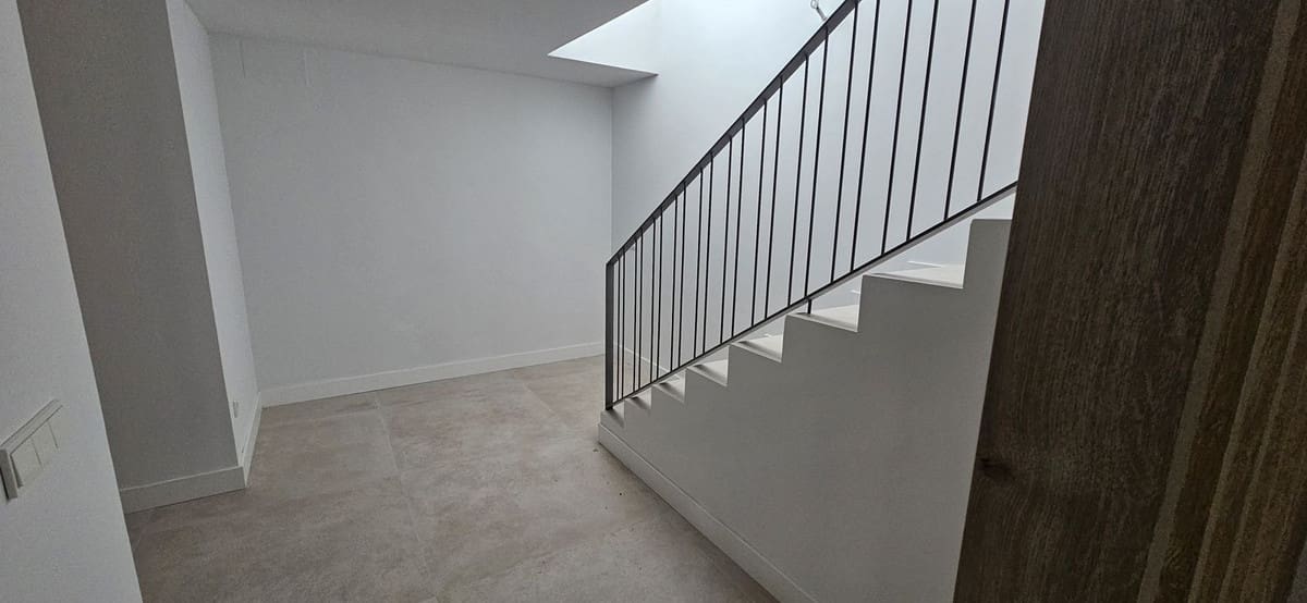 3 soverom Hus til salgs i El Chaparral med svømmebasseng garasje - € 695 000 (Ref: 8451392)