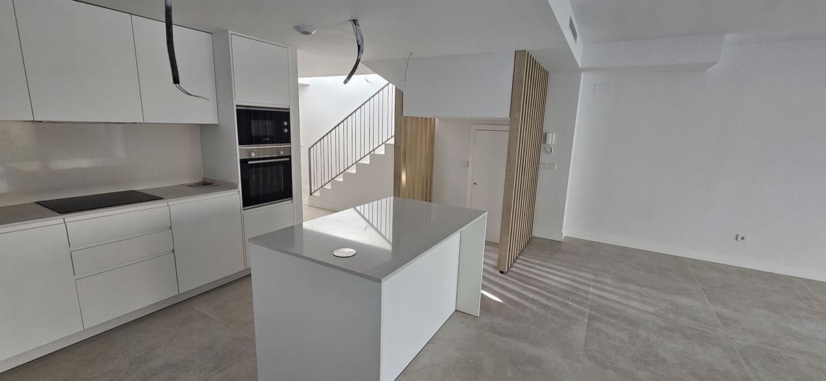 3 soverom Hus til salgs i El Chaparral med svømmebasseng garasje - € 695 000 (Ref: 8451392)