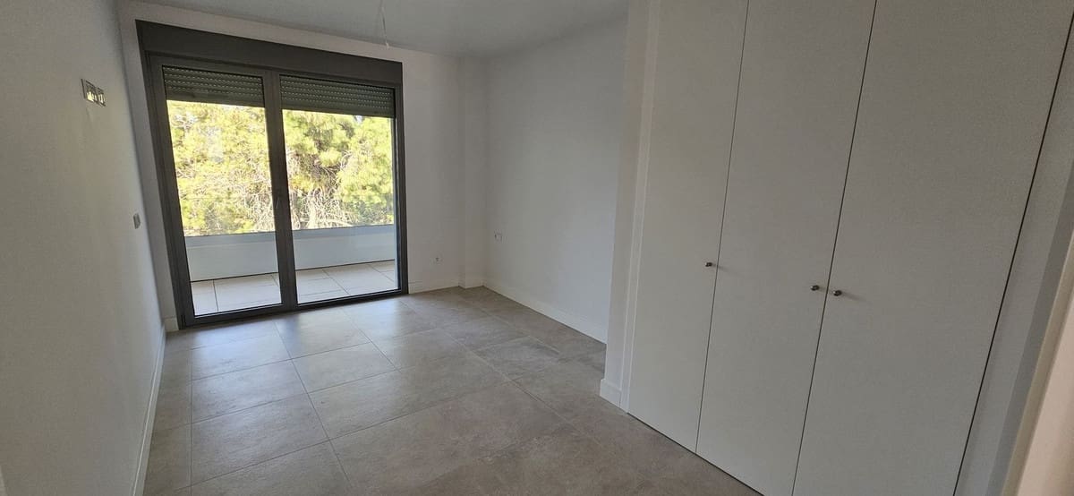 3 soverom Hus til salgs i El Chaparral med svømmebasseng garasje - € 695 000 (Ref: 8451392)