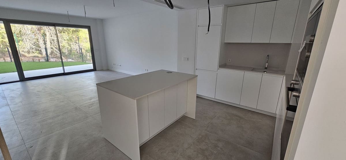 3 soverom Hus til salgs i El Chaparral med svømmebasseng garasje - € 695 000 (Ref: 8451392)