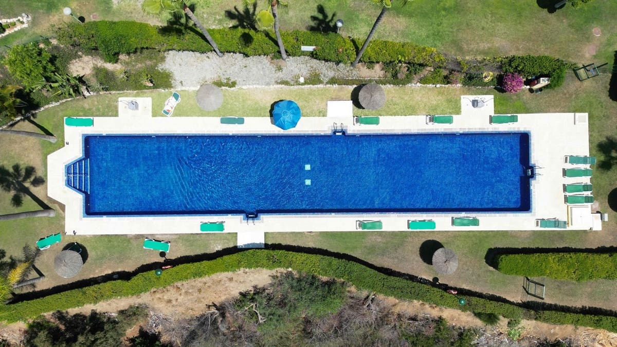 2 soveværelse Lejlighed til salg i Golden Mile med swimmingpool garage - € 750.000 (Ref: 8474343)