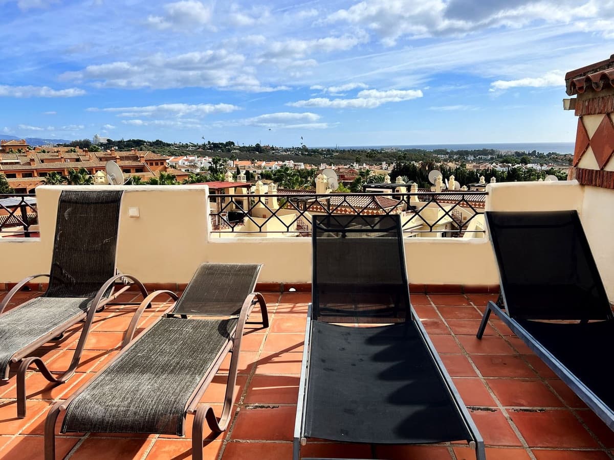 3 bedroom Penthouse for sale in Estepona with pool garage - € 595,000 (Ref: 8501242)