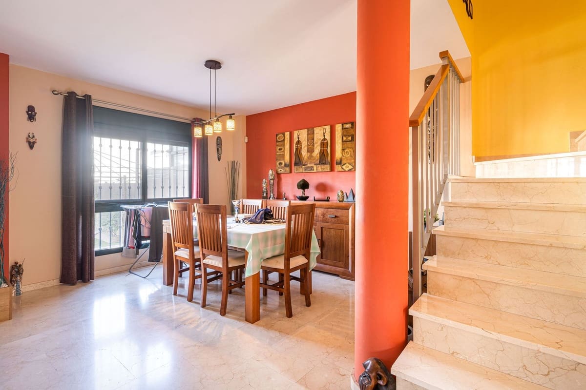 3 quarto Casa em Banda para venda em Cancelada com piscina garagem - 485 000 € (Ref: 8539294)