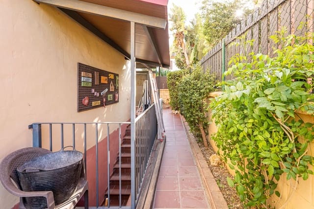 3 quarto Casa em Banda para venda em Cancelada, Estepona com piscina garagem - 485 000 € (Ref: 8539294)