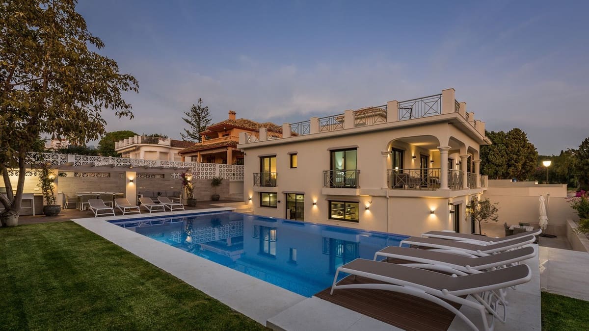 5 soveværelse Villa til salg i Rio Real med swimmingpool garage - € 1.800.000 (Ref: 8539304)