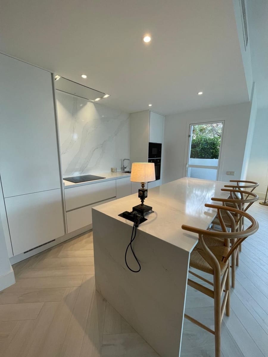 3 soverom Leilighet til salgs i Casares med svømmebasseng garasje - € 610 000 (Ref: 8560902)