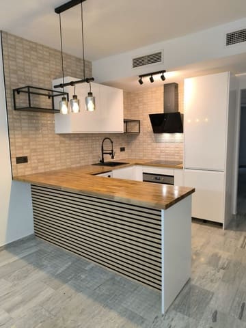 3 slaapkamer Appartement te koop in Cabopino, Marbella met zwembad - € 458.000 (Ref: 8560907)