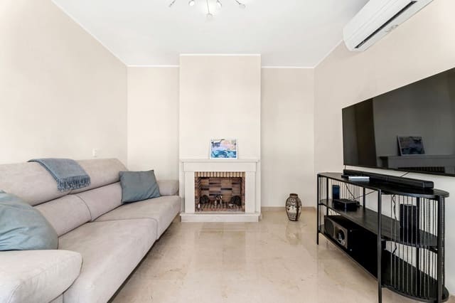 4 soverom Villa til salgs i Riviera del Sol, Mijas med svømmebasseng garasje - € 699 000 (Ref: 8583575)